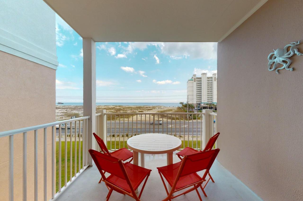 Grand 303 Apartment